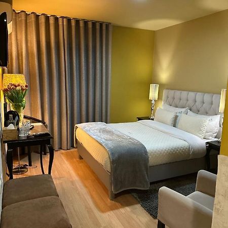 Hotel Tulipa Bragança Exteriör bild