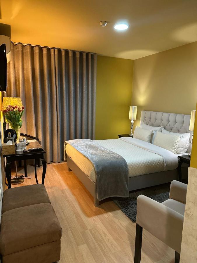 Hotel Tulipa Bragança Exteriör bild