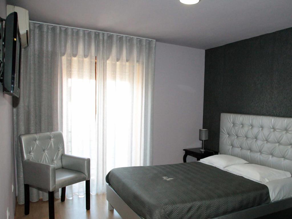 Hotel Tulipa Bragança Exteriör bild